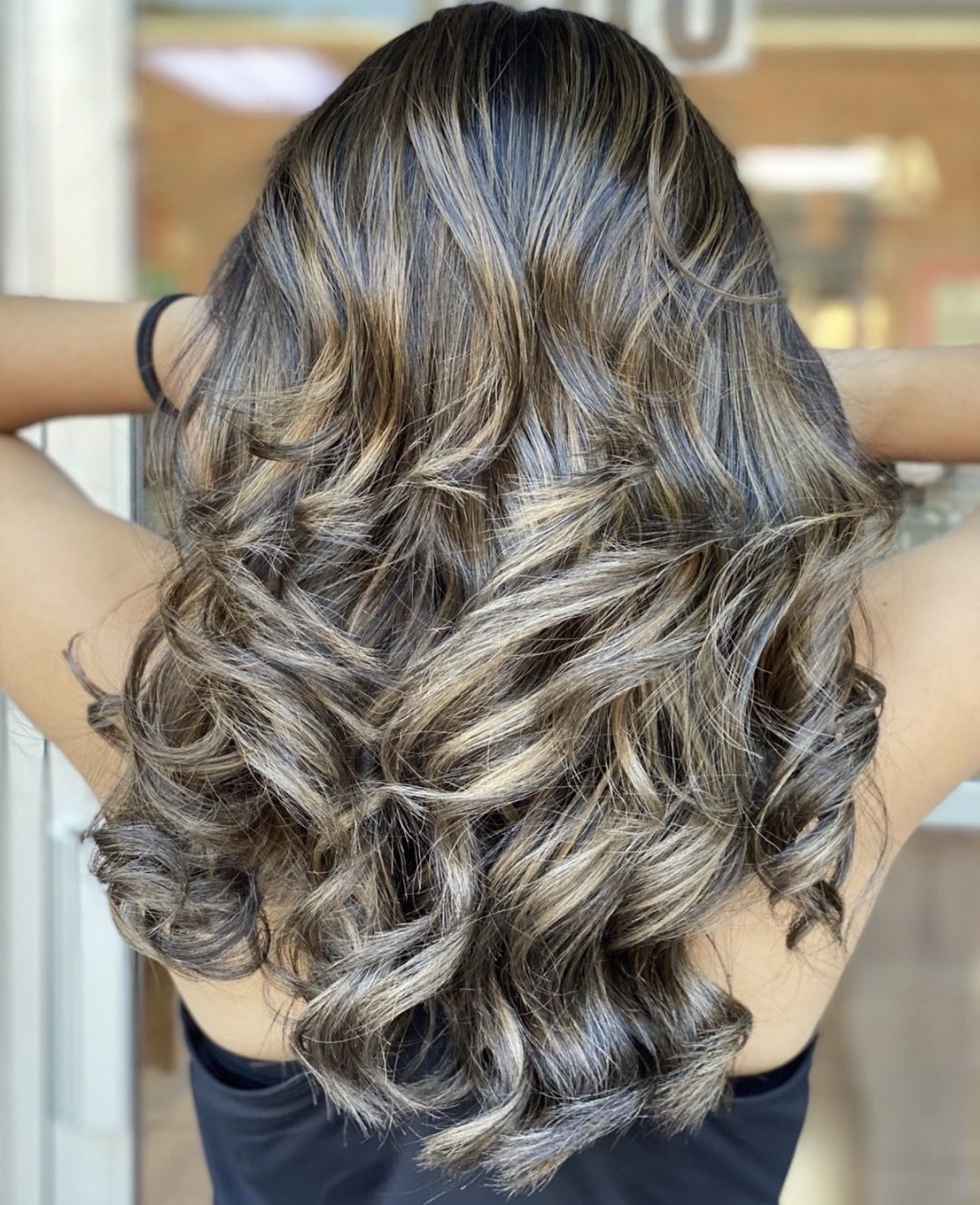 Dry-cut shaping and blowout finish